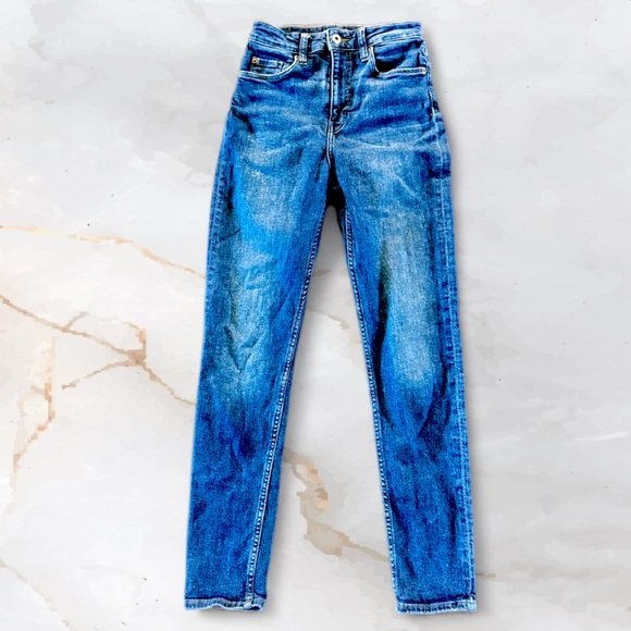 H&M Denim - H&M Classic High-Rise Stretchy Blue Skinny Jeans
